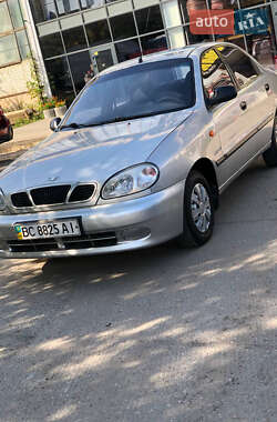 Седан Daewoo Sens 2003 в Львове