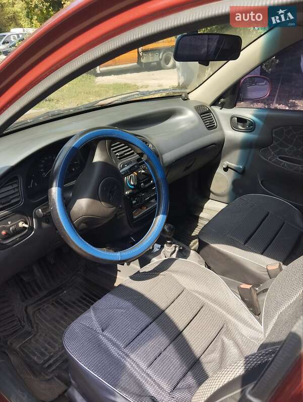 Седан Daewoo Sens 2002 в Павлограде