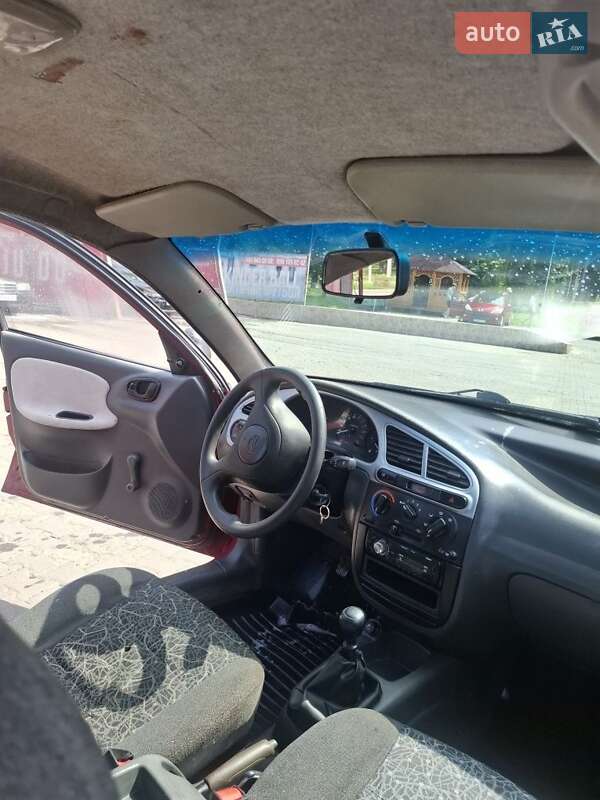 Седан Daewoo Sens 2009 в Черновцах