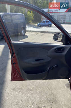 Седан Daewoo Sens 2004 в 