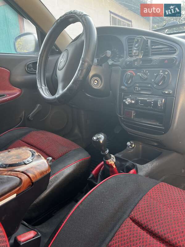 Седан Daewoo Sens 2006 в Тростянці