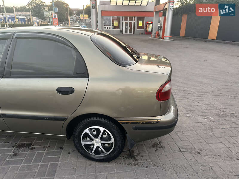 Седан Daewoo Sens 2004 в Кам'янському