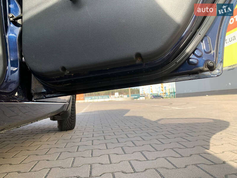 Седан Daewoo Sens 2004 в Києві