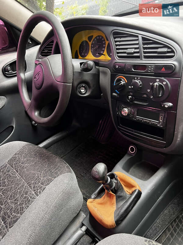 Седан Daewoo Sens 2004 в Вінниці