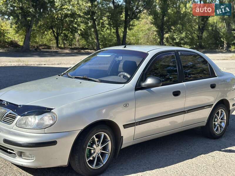 Седан Daewoo Sens 2004 в Кривому Розі