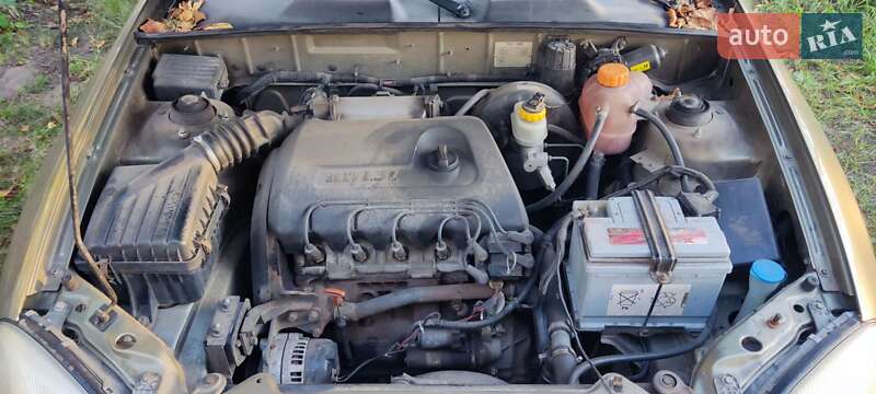 Седан Daewoo Sens 2004 в Переяславе