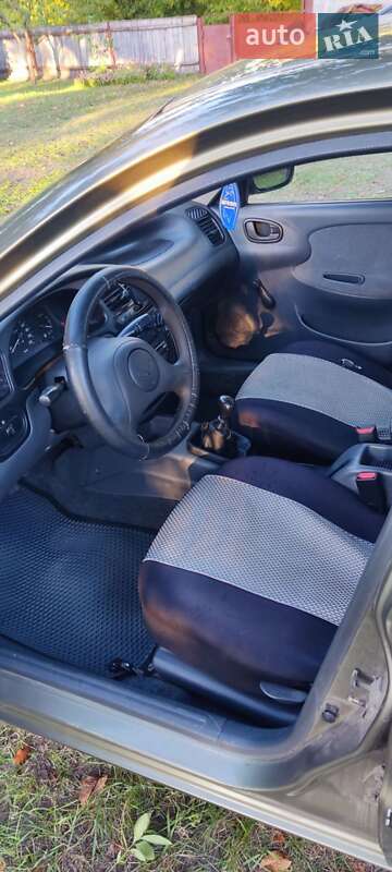 Седан Daewoo Sens 2004 в Переяславе