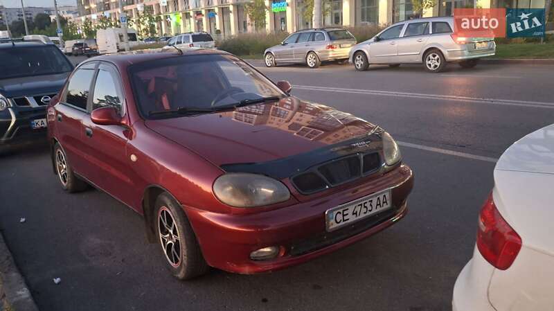 Седан Daewoo Sens 2004 в Черновцах
