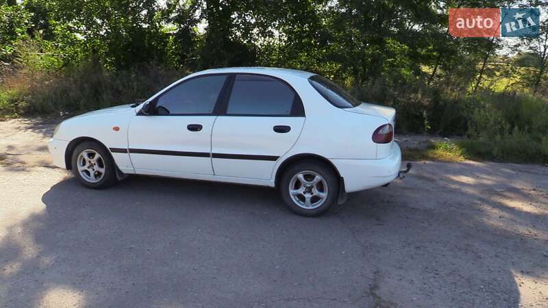 Седан Daewoo Sens 2004 в Переяславе