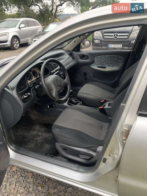 Седан Daewoo Sens 2005 в Кременце