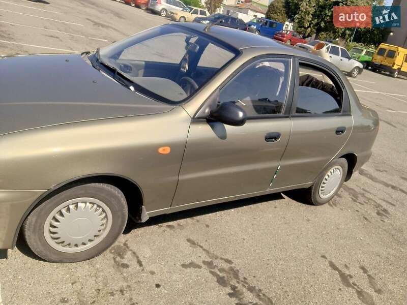 Седан Daewoo Sens 2006 в Малині