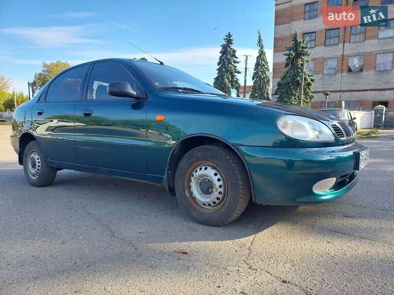 Седан Daewoo Sens 2005 в Карловке