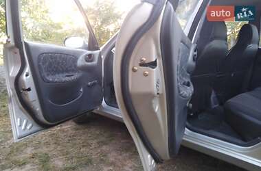 Седан Daewoo Sens 2004 в Миргороді