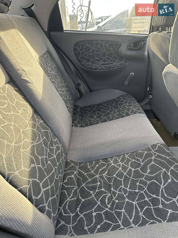 Седан Daewoo Sens 2002 в Кагарлыке