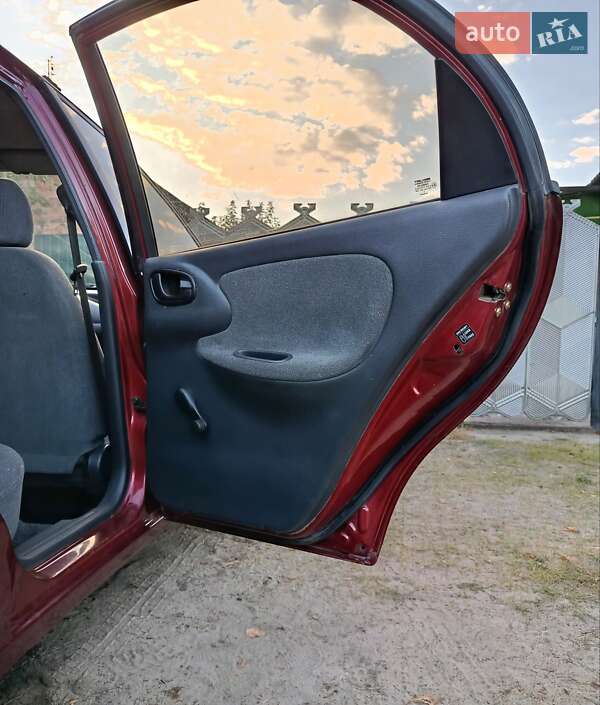 Седан Daewoo Sens 2005 в Лебедині