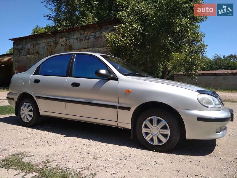 Седан Daewoo Sens 2004 в Запоріжжі
