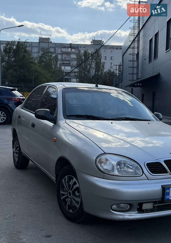 Седан Daewoo Sens 2005 в Запоріжжі