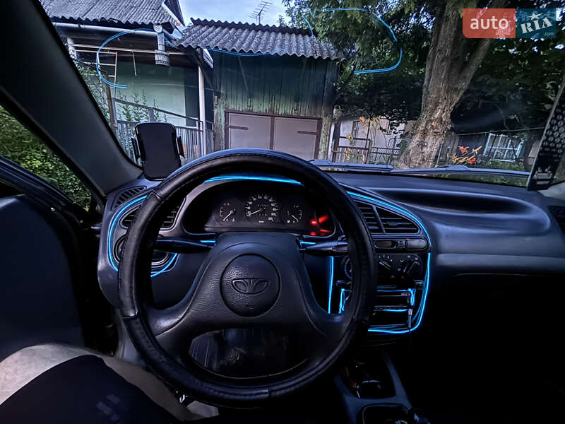 Седан Daewoo Sens 2005 в Рахове