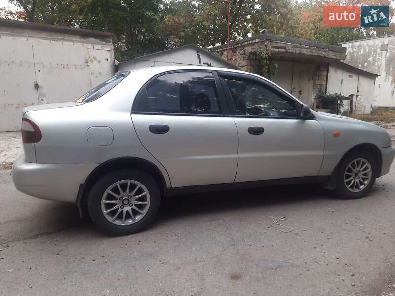 Седан Daewoo Sens 2006 в Дніпрі