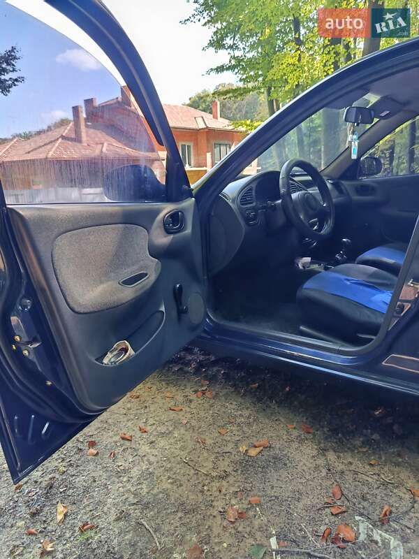 Седан Daewoo Sens 2005 в Львове