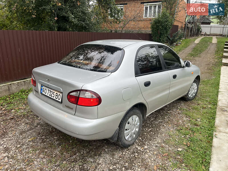 Седан Daewoo Sens 2004 в Беловарцах