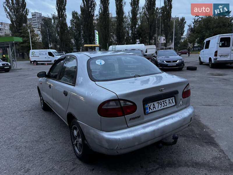 Седан Daewoo Sens 2004 в Киеве