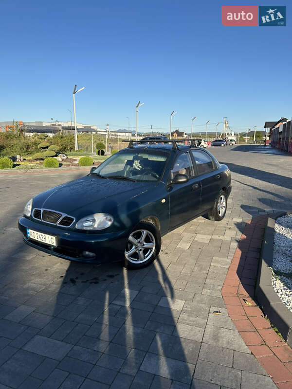 Седан Daewoo Sens 2004 в Хусте