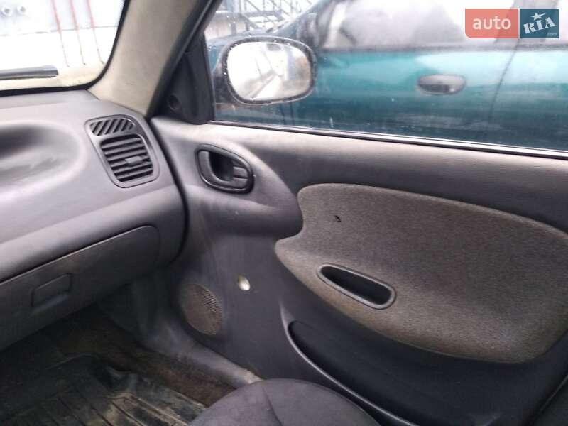 Седан Daewoo Sens 2006 в Львове