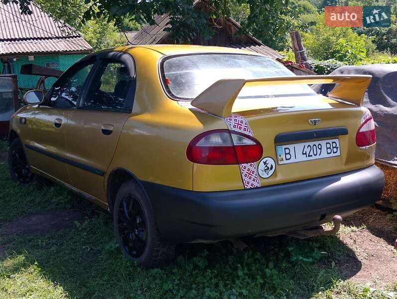 Седан Daewoo Sens 2003 в Ромнах