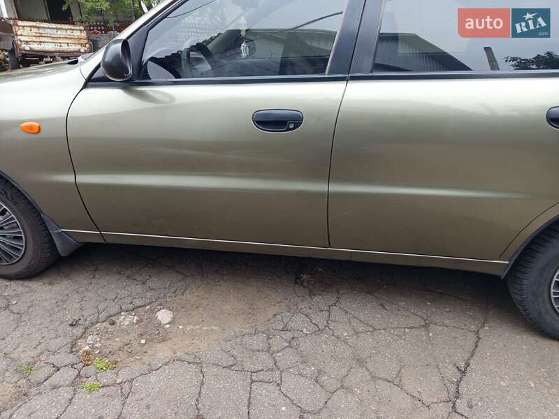 Седан Daewoo Sens 2005 в Днепре