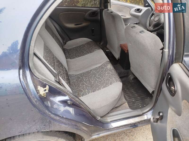 Седан Daewoo Sens 2005 в Первомайську