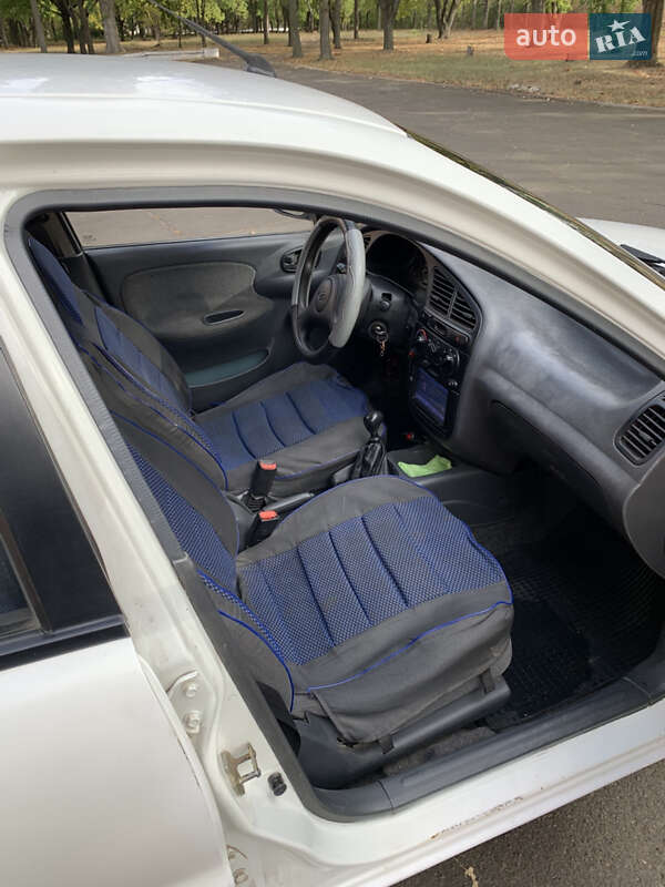 Седан Daewoo Sens 2005 в Новоукраинке