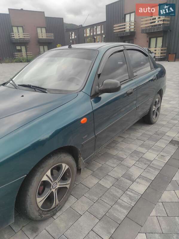 Седан Daewoo Sens 2007 в Перечині