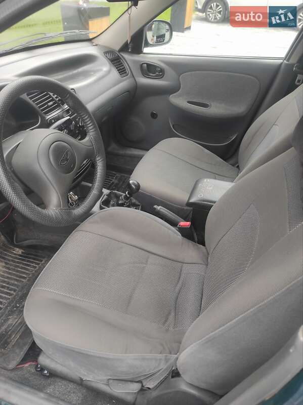 Седан Daewoo Sens 2007 в Перечині