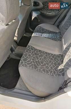 Седан Daewoo Sens 2002 в  фото 15 Седан Daewoo Sens 2002 в