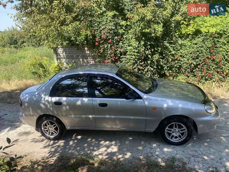 Седан Daewoo Sens 2006 в Дніпрі