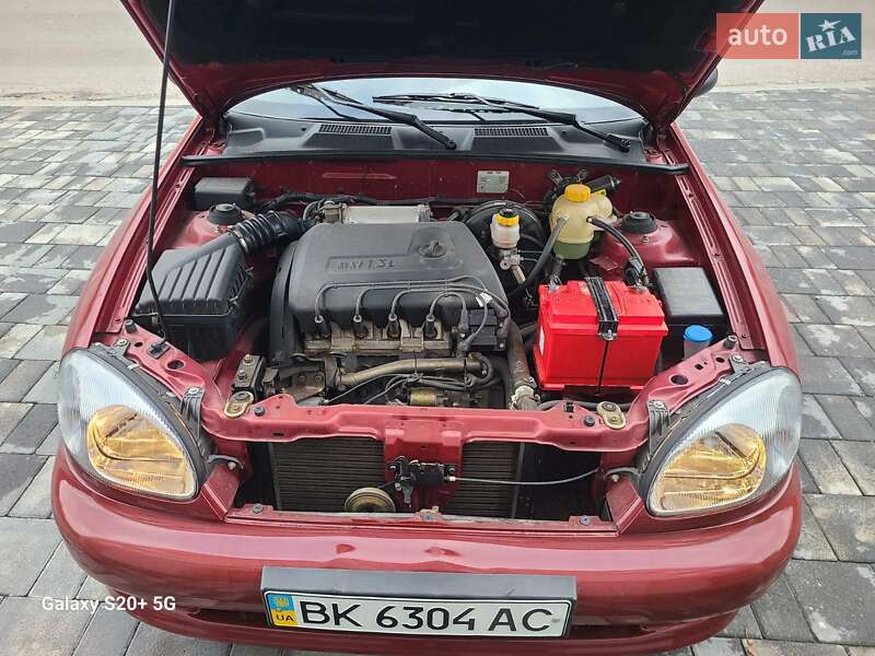Седан Daewoo Sens 2005 в Острозі