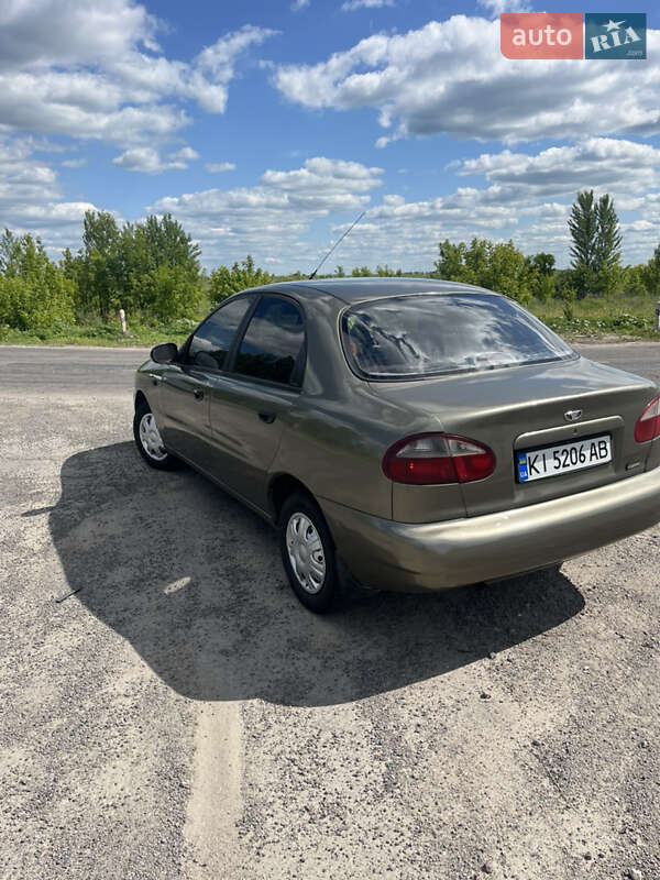 Седан Daewoo Sens 2004 в Обухове