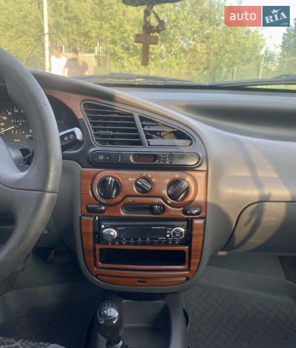 Седан Daewoo Sens 2005 в Дрогобичі