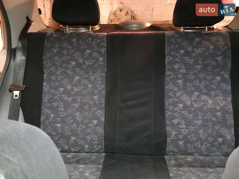 Седан Daewoo Sens 2003 в Харкові