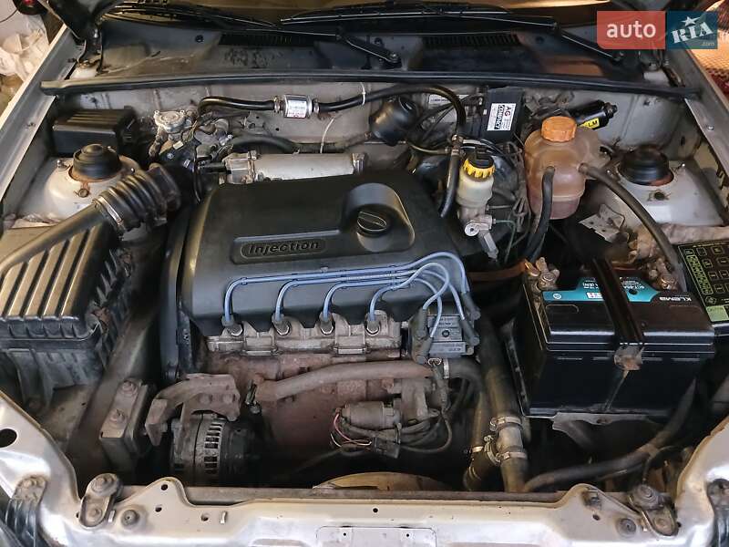 Седан Daewoo Sens 2003 в Харкові