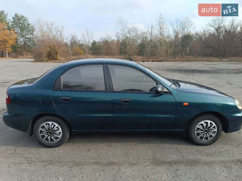 Седан Daewoo Sens 2003 в Дніпрі