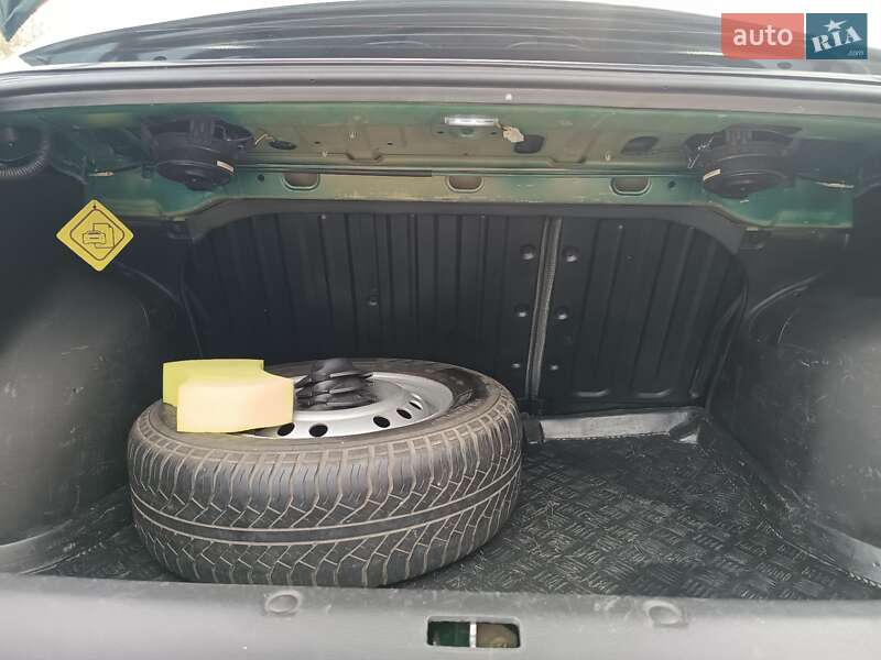 Седан Daewoo Sens 2003 в Дніпрі