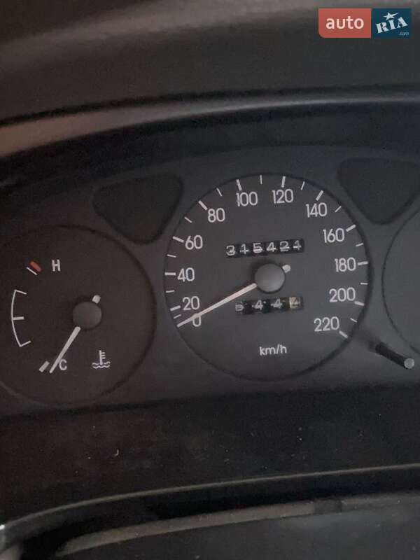 Седан Daewoo Sens 2006 в Дубно