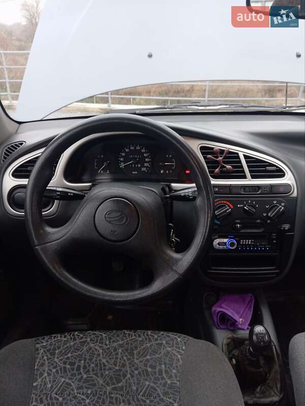 Седан Daewoo Sens 2010 в Рівному