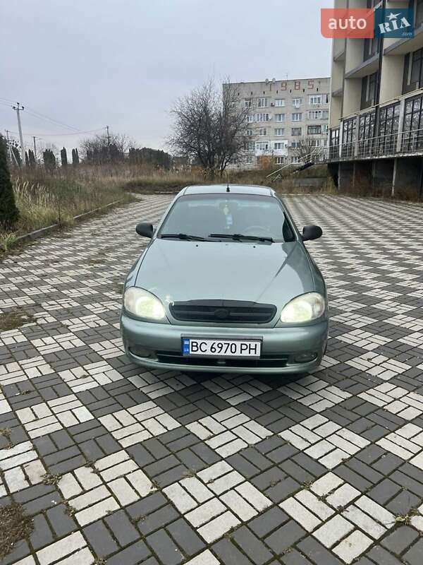Седан Daewoo Sens 2009 в Буську