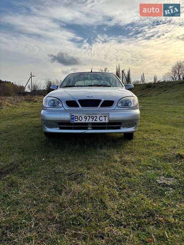 Седан Daewoo Sens 2003 в Теофиполе