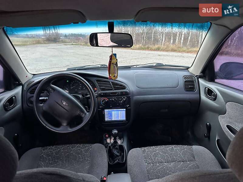 Седан Daewoo Sens 2005 в Деражне