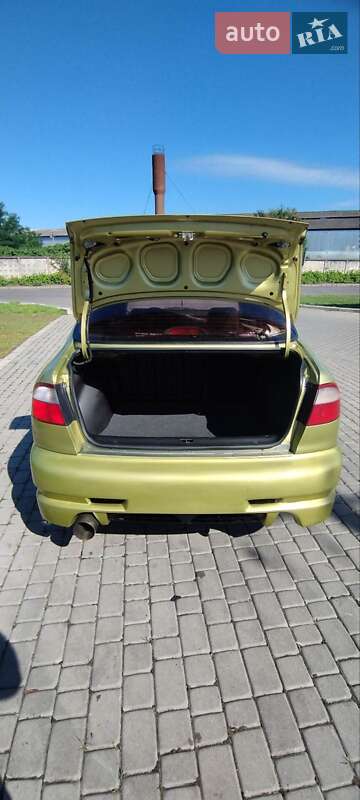 Седан Daewoo Sens 2006 в Мукачевому