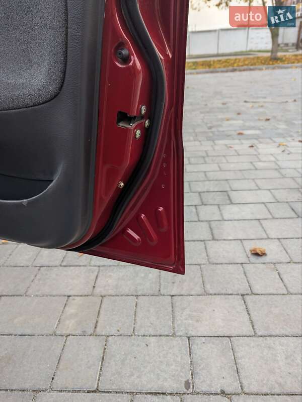 Седан Daewoo Sens 2005 в Старокостянтинові